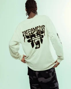 Grimey Camiseta Manga Larga. Tusker Temple - White | Fw23 Store